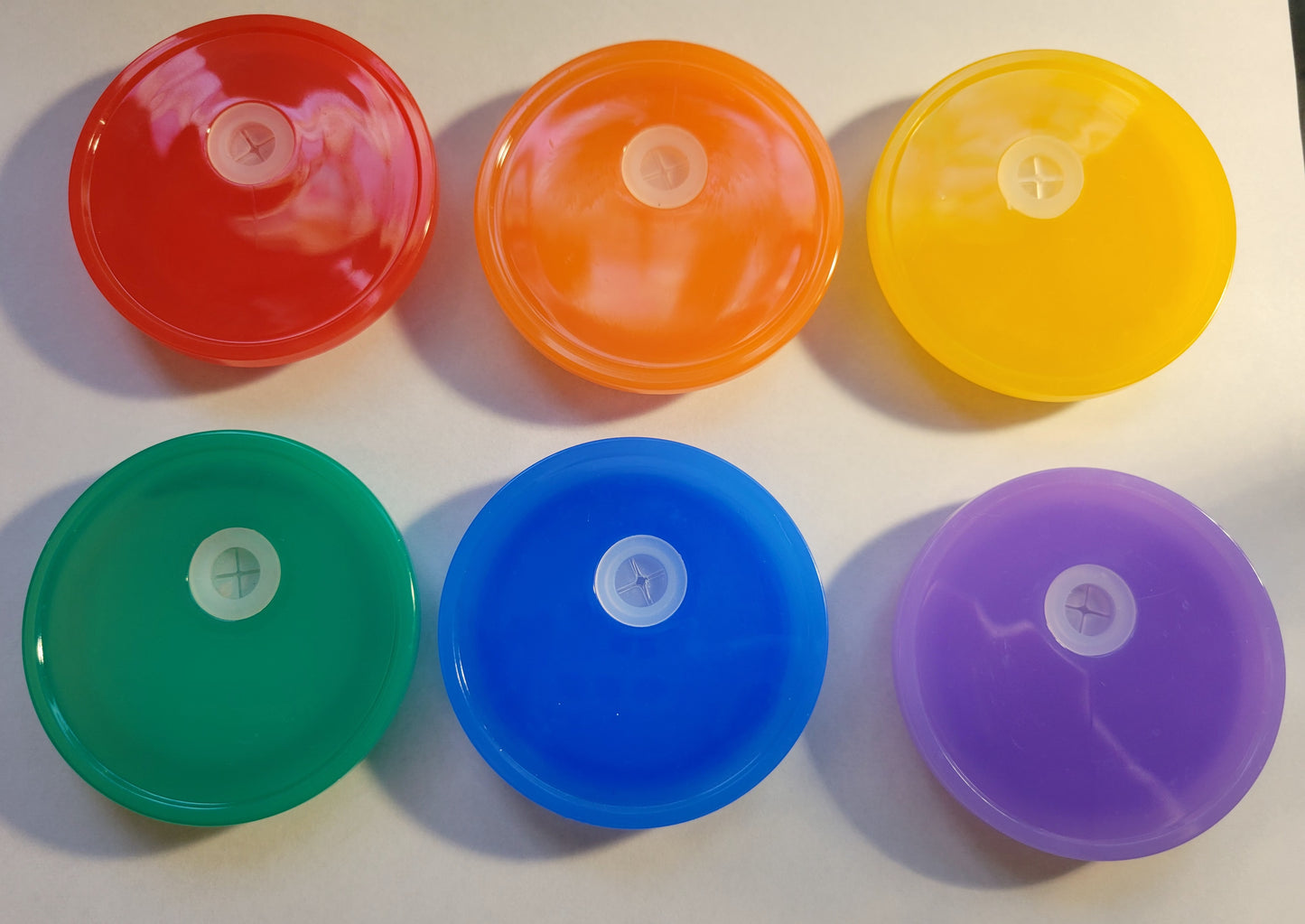 Colored acrylic 16 oz lid